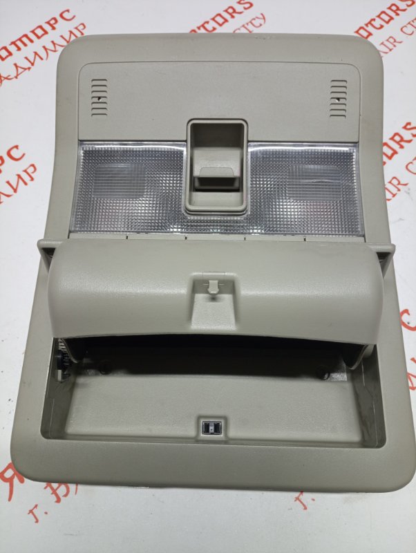 Плафон подсветки салона, 2000 рублей, Владимир