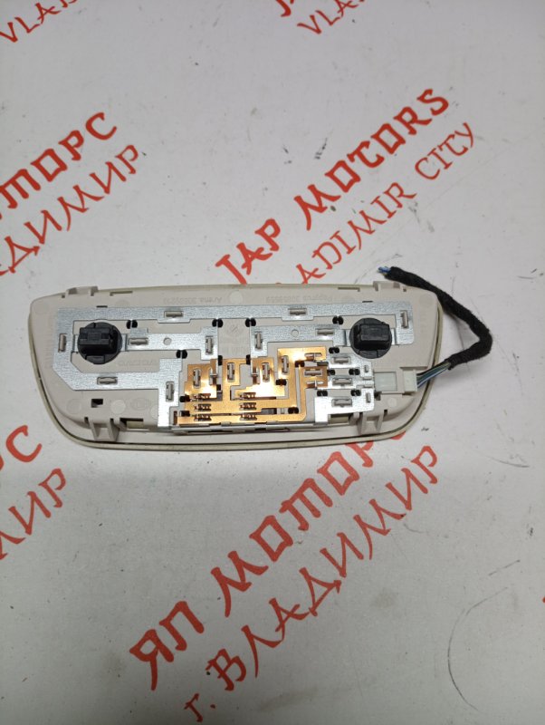 Плафон подсветки салона, 3000 рублей, Владимир