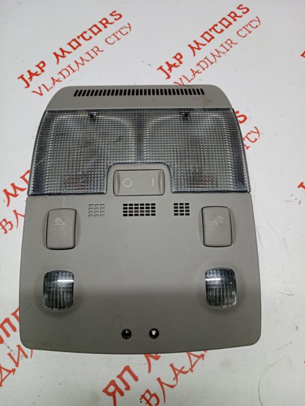 Плафон подсветки салона, 2000 рублей, Владимир