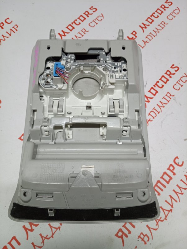 Плафон подсветки салона, 2500 рублей, Владимир