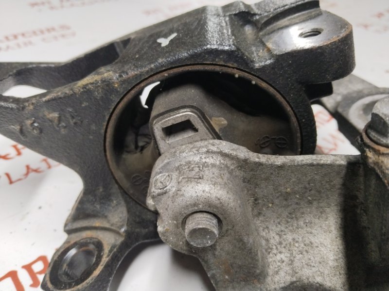 Подушка двигателя, 5000 рублей, Владимир