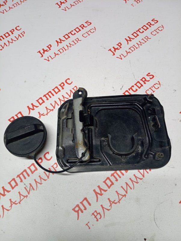 Лючок топливного бака, 1000 рублей, Владимир