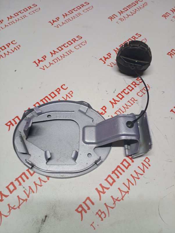 Лючок топливного бака, 500 рублей, Владимир