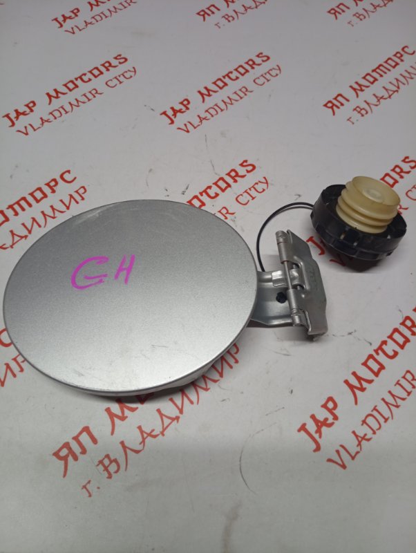 Лючок топливного бака, 500 рублей, Владимир