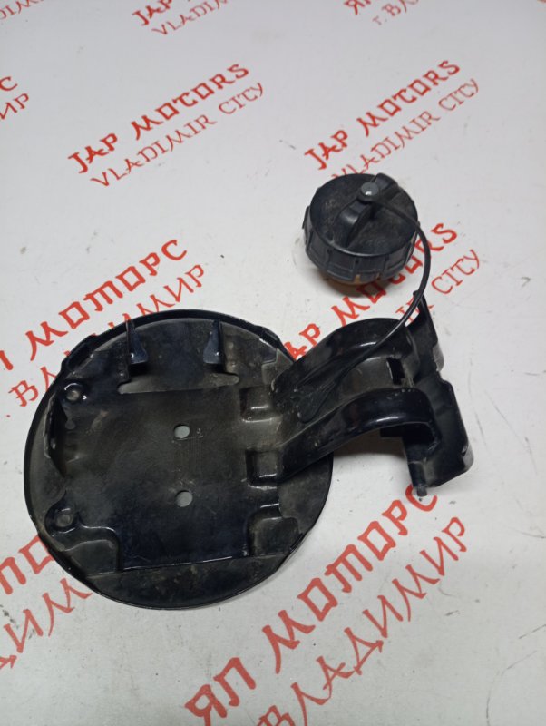 Лючок топливного бака, 500 рублей, Владимир