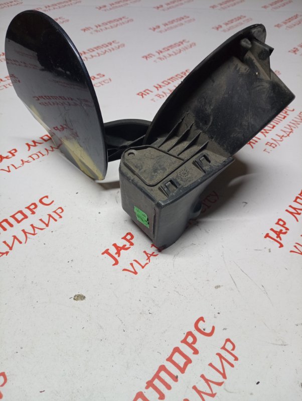 Лючок топливного бака, 1000 рублей, Владимир