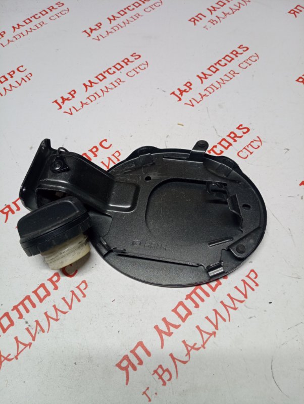 Лючок топливного бака, 500 рублей, Владимир