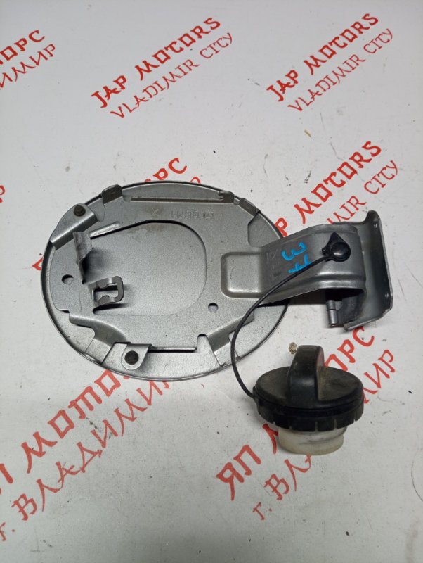 Лючок топливного бака, 500 рублей, Владимир