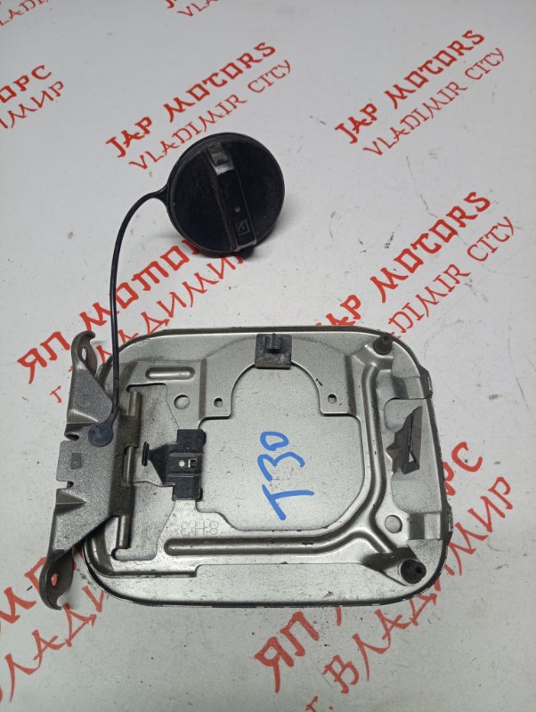 Лючок топливного бака, 1000 рублей, Владимир