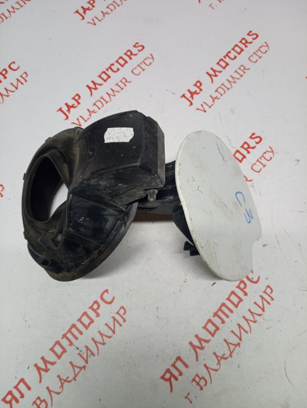 Лючок топливного бака, 1000 рублей, Владимир