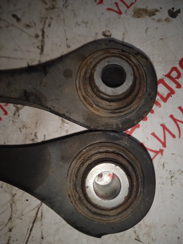 Рычаг подвески нижний, 1000 рублей, Владимир