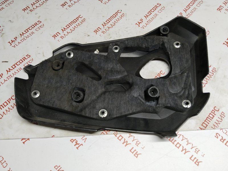 Декоративная крышка двигателя, 2000 рублей, Владимир