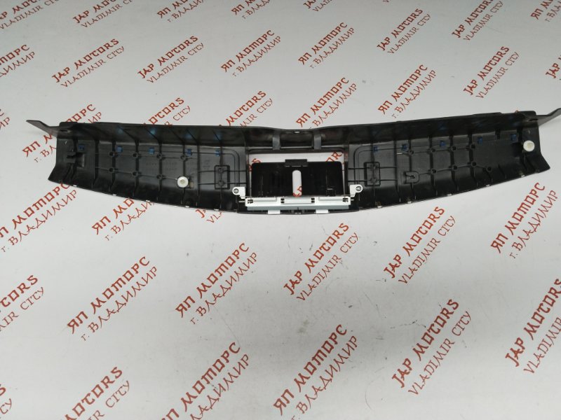 Накладка замка багажника, 1500 рублей, Владимир