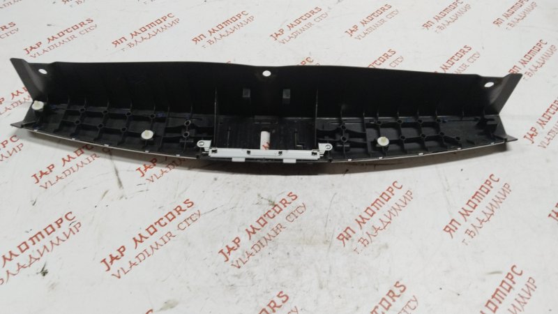 Накладка замка багажника, 1500 рублей, Владимир