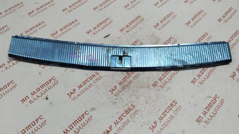 Накладка замка багажника, 1500 рублей, Владимир