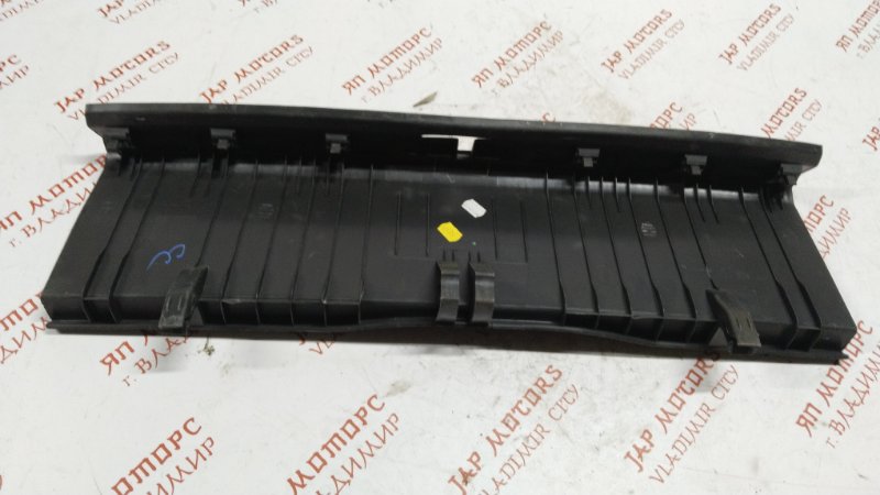 Накладка замка багажника, 2000 рублей, Владимир