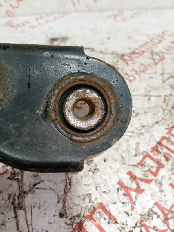 Рычаг подвески верхний, 2000 рублей, Владимир