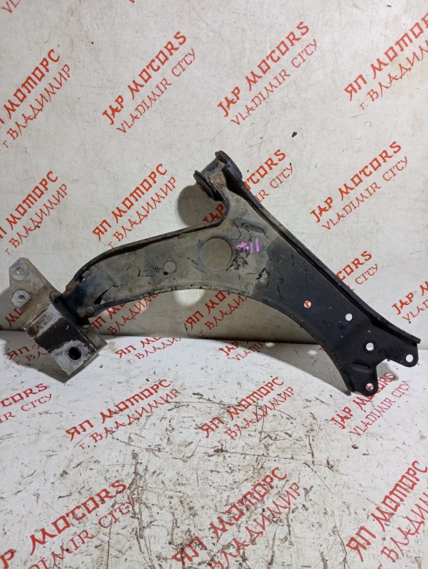 Рычаг подвески нижний, 2000 рублей, Владимир