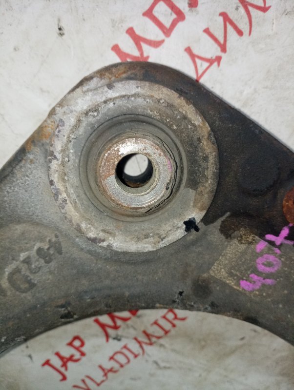 Рычаг подвески верхний, 1500 рублей, Владимир