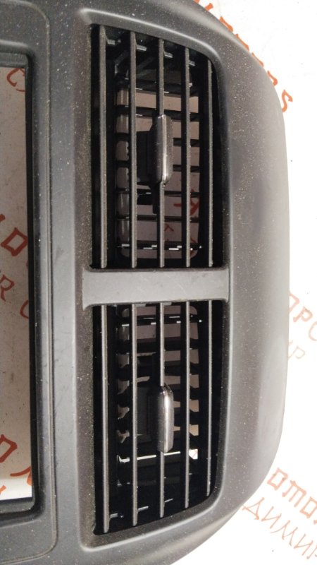 Консоль центральная, 1500 рублей, Владимир