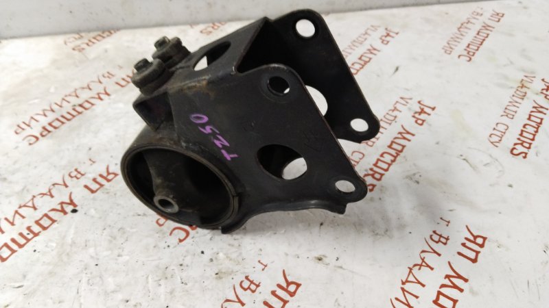 Подушка двигателя, 2000 рублей, Владимир