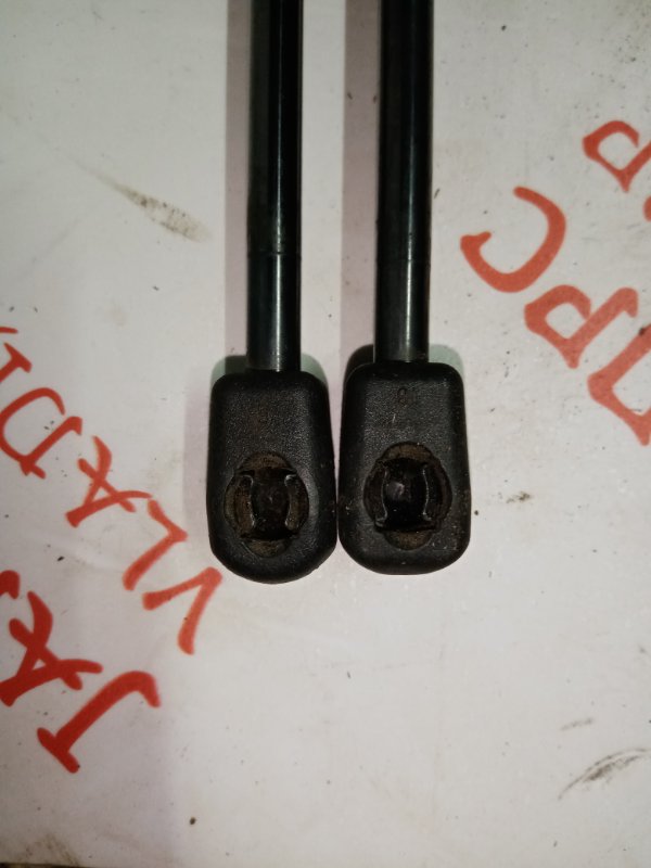 Упор капота, 1500 рублей, Владимир