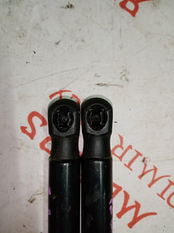 Упор капота, 1500 рублей, Владимир