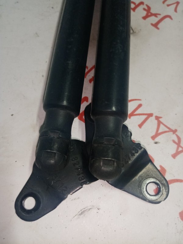 Упор капота, 1500 рублей, Владимир