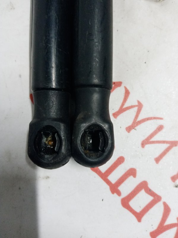 Упор капота, 1500 рублей, Владимир