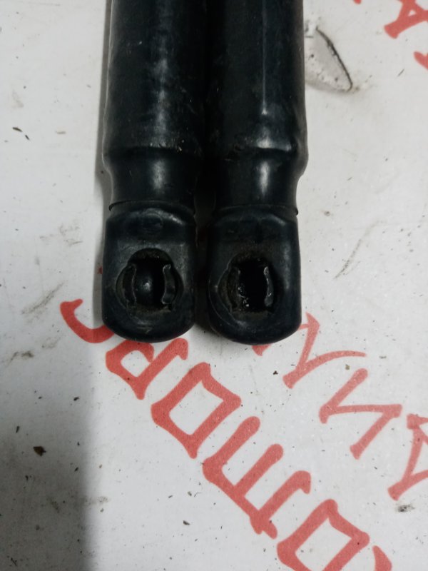 Упор капота, 1500 рублей, Владимир