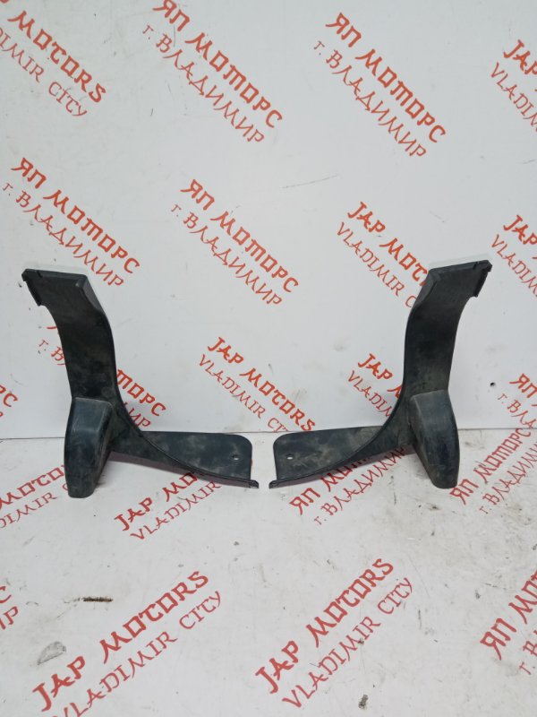 Крепление бампера, 1000 рублей, Владимир