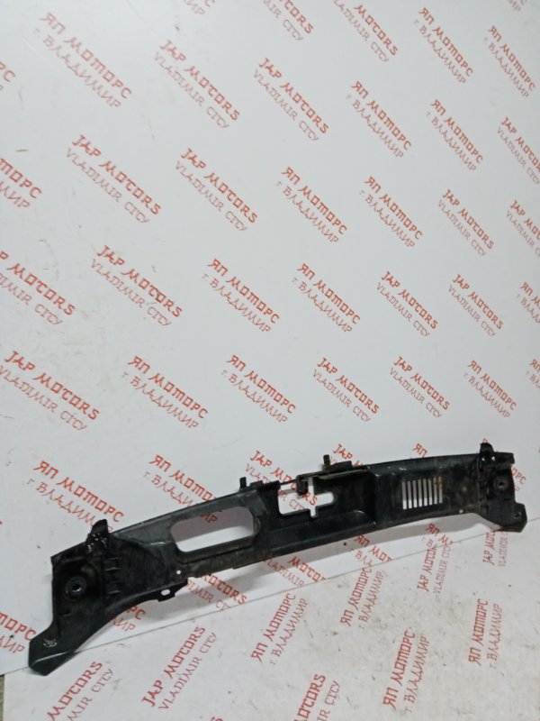 Накладка на рамку радиатора, 2000 рублей, Владимир