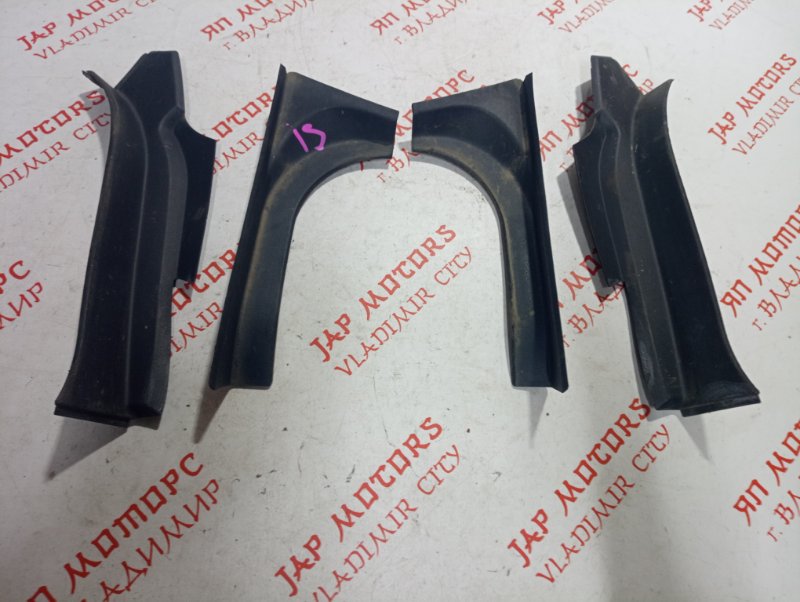 Накладка проема багажника, 2000 рублей, Владимир