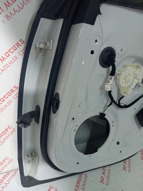 Дверь боковая, 33000 рублей, Владимир