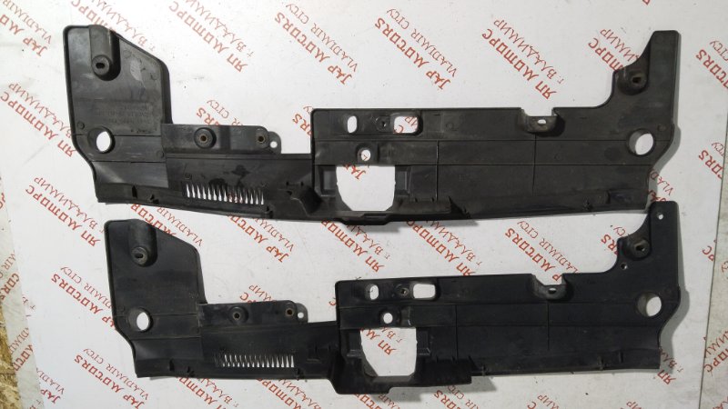 Накладка замка капота, 1000 рублей, Владимир