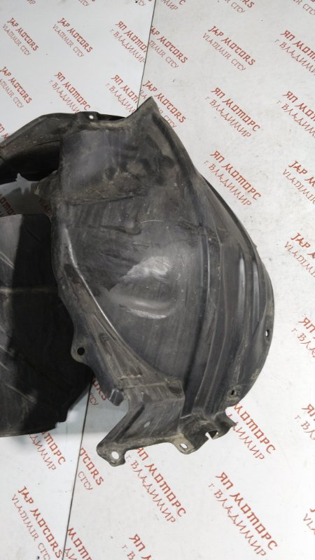 Подкрылок, 3000 рублей, Владимир