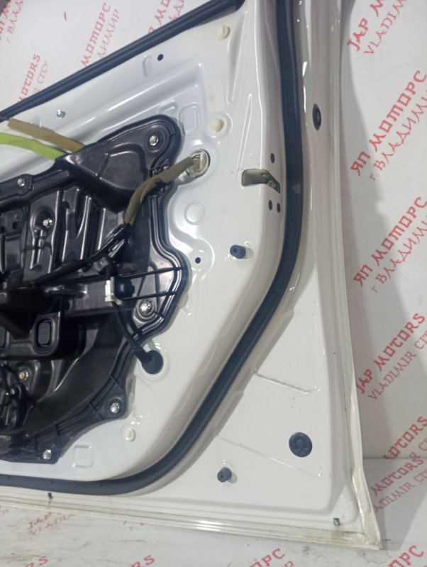 Дверь боковая, 31000 рублей, Владимир