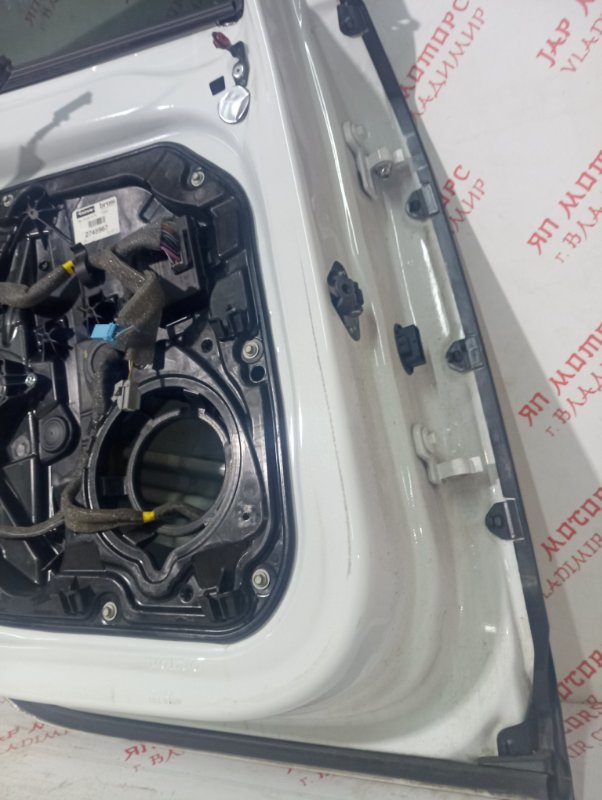 Дверь боковая, 19000 рублей, Владимир