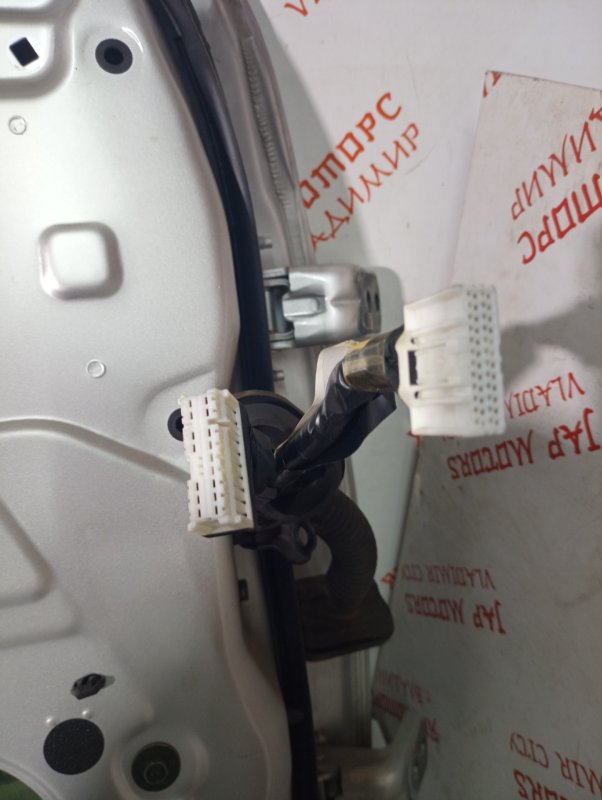 Дверь боковая, 12000 рублей, Владимир