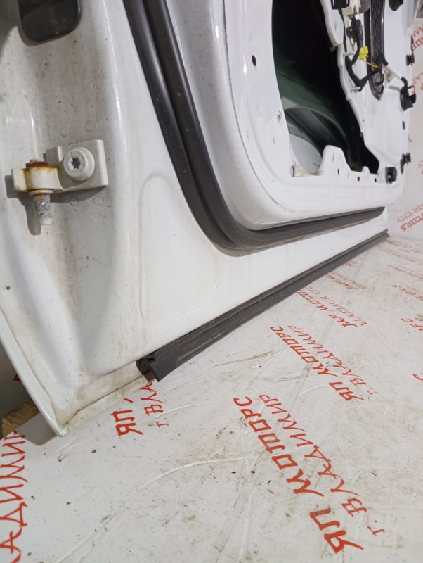 Дверь боковая, 33000 рублей, Владимир