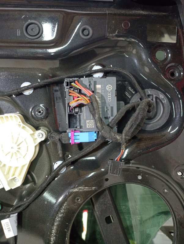 Дверь боковая, 12000 рублей, Владимир