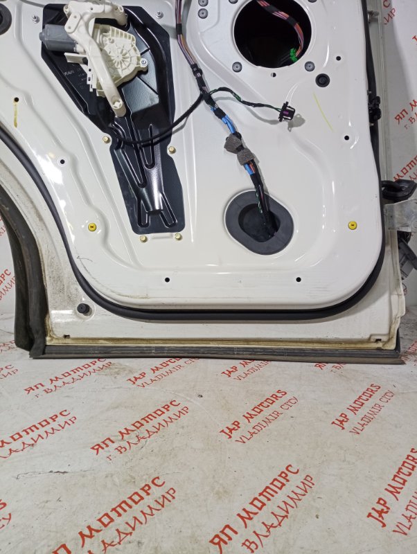 Дверь боковая, 10000 рублей, Владимир