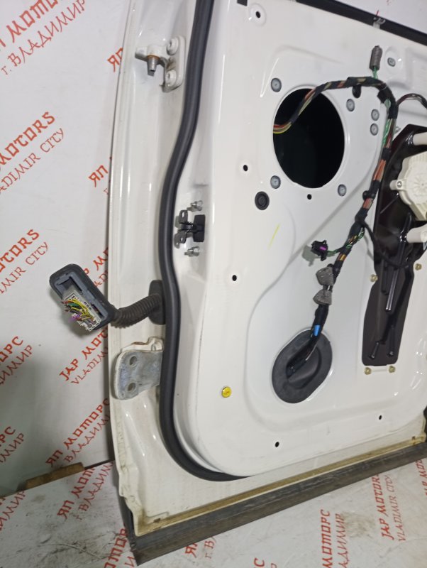 Дверь боковая, 10000 рублей, Владимир