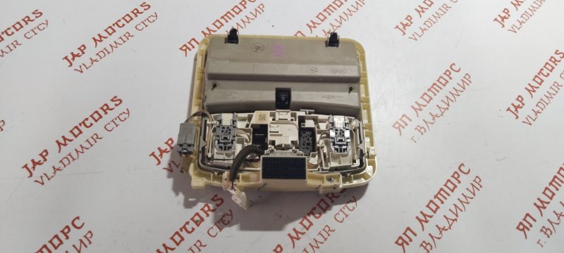 Плафон подсветки салона, 2000 рублей, Владимир