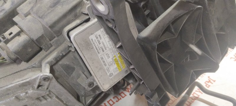 Фара ксеноновая, 13000 рублей, Владимир