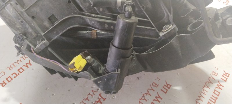 Фара ксеноновая, 13000 рублей, Владимир