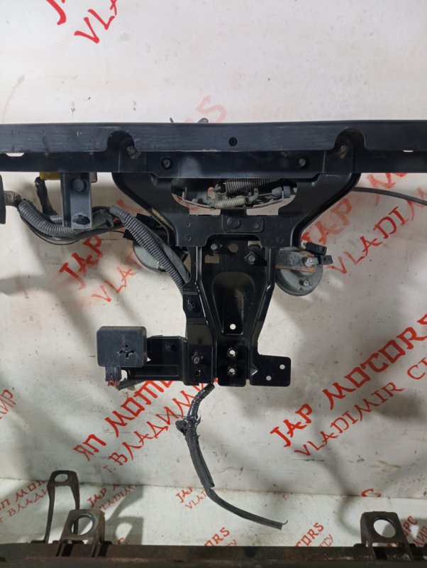 Рамка радиатора, 11500 рублей, Владимир