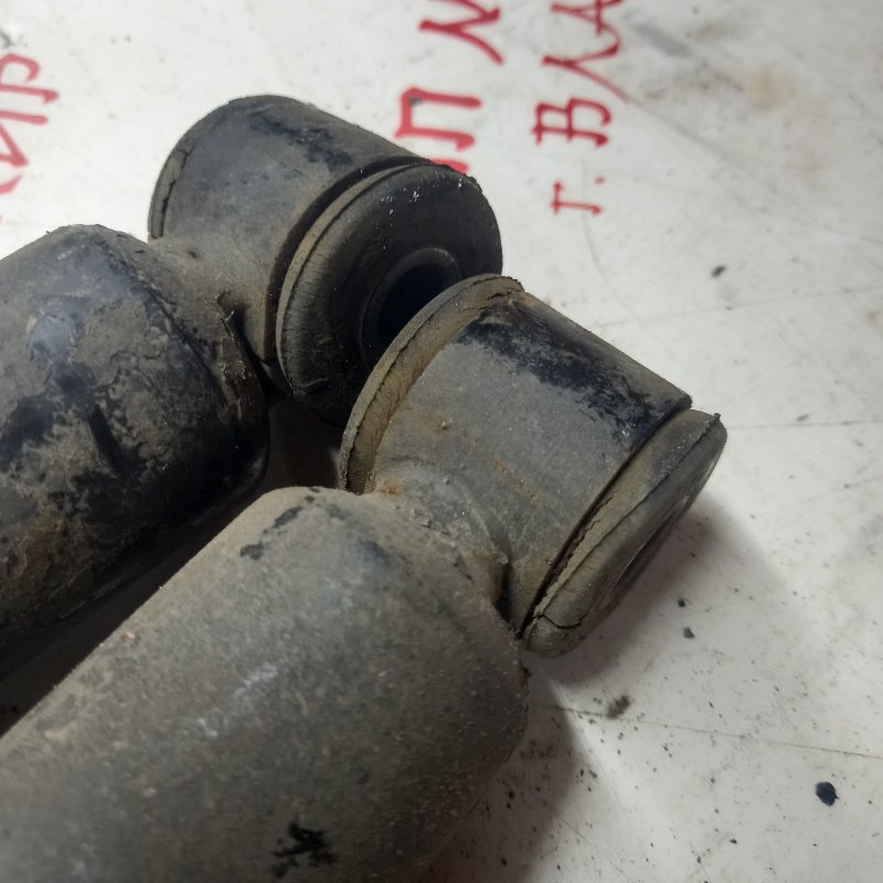 Амортизатор подвески, 2000 рублей, Владимир