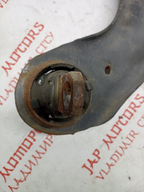 Рычаг подвески нижний, 2000 рублей, Владимир