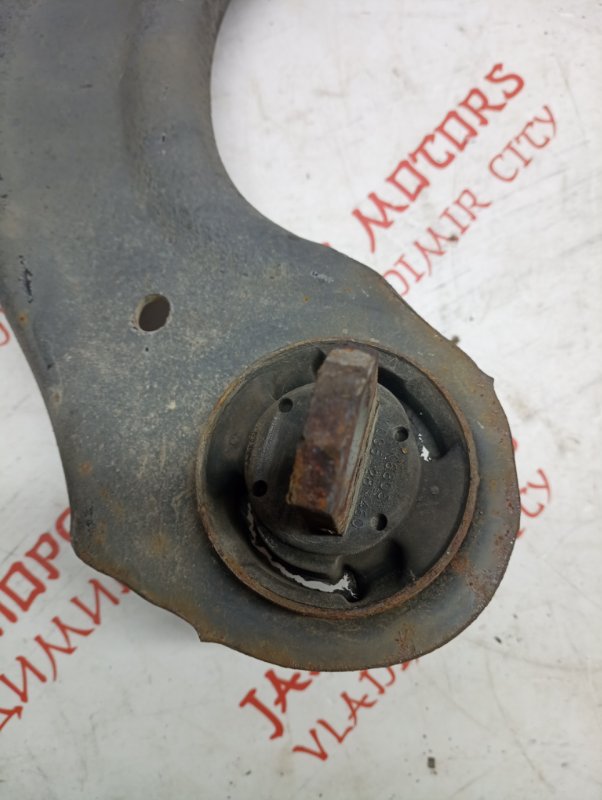 Рычаг подвески нижний, 2000 рублей, Владимир